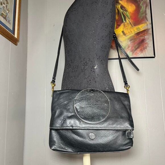 Tory Burch Black Leather Purse with Shoulder Strap - Picture 1 of 8